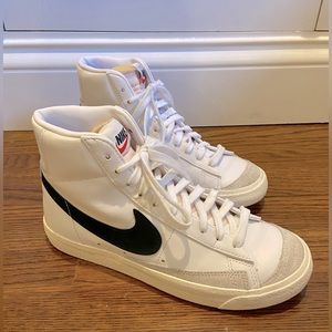 Women’s Nike Blazer Mid ‘77